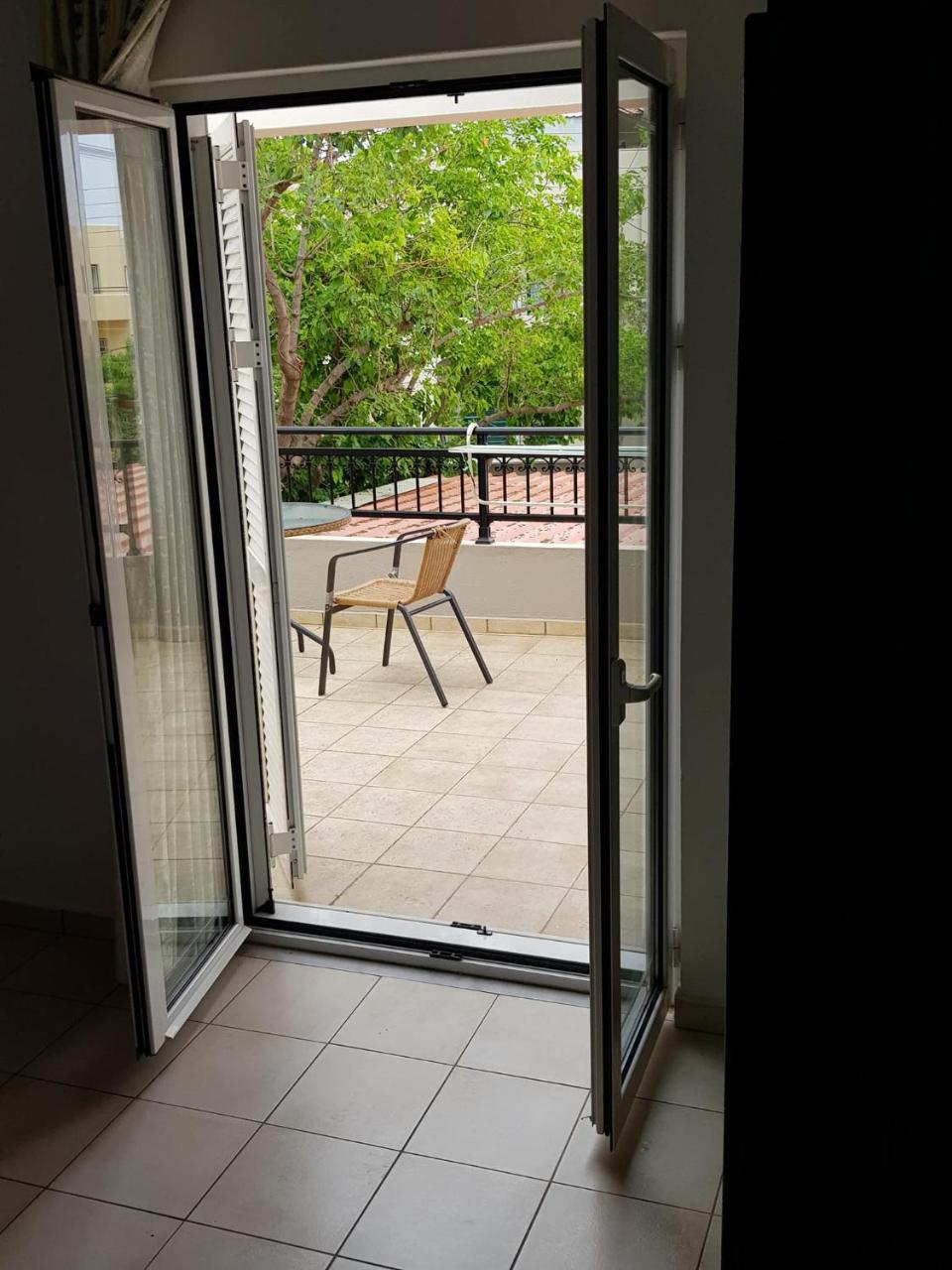 Mikes Apartment Georgioupoli Exteriör bild