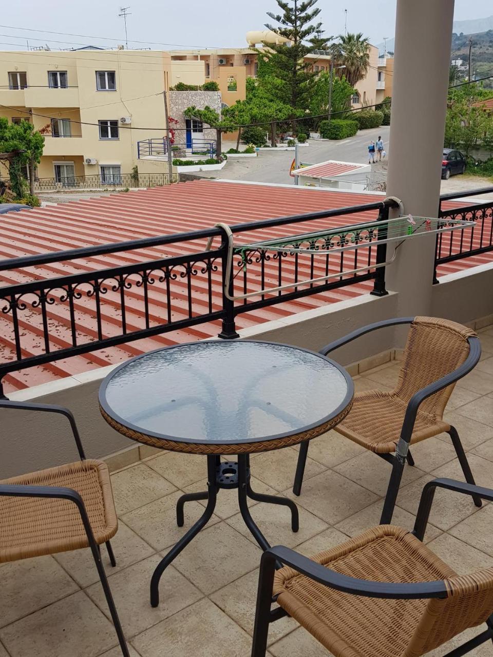 Mikes Apartment Georgioupoli Exteriör bild